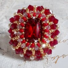 Anillo de rubí con cabujón de cristal bohemio bordado en estilo rubí